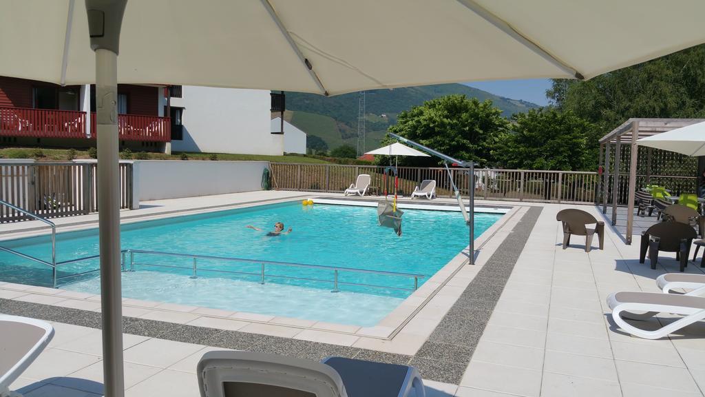 Vvf Pays Basque Saint-Etienne-De-Baigorry Otel Dış mekan fotoğraf