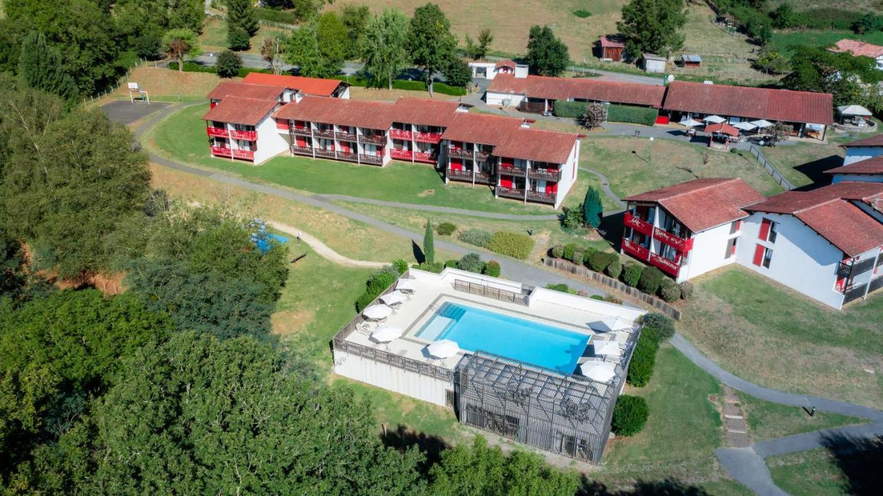 Vvf Pays Basque Saint-Etienne-De-Baigorry Otel Dış mekan fotoğraf
